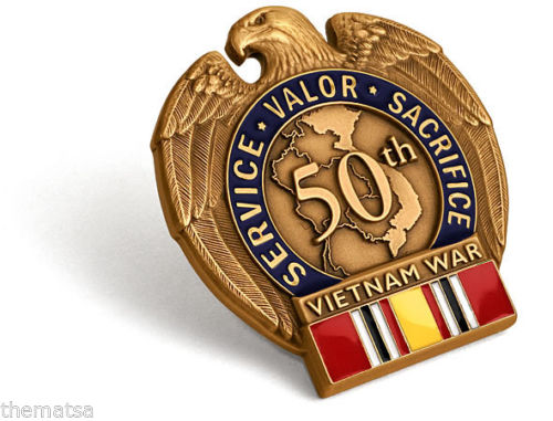 VIETNAM WAR ERA VETERAN 5OTH ANNIVERSARY MEDAL NATIONAL DEFENSE RIBBON PIN
